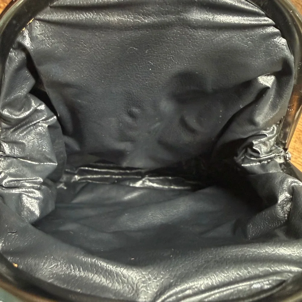 Vintage Black Faux Leather Kiss Lock Crossbody Bag Small Purse Y2K Goth Grunge
